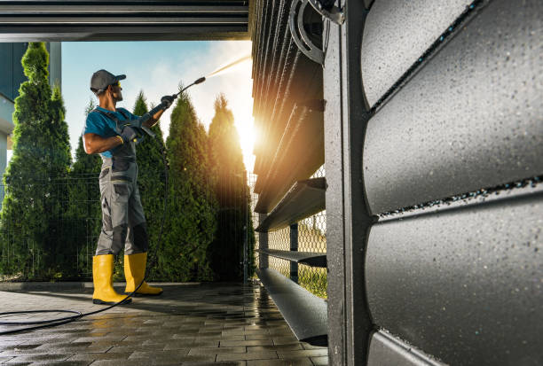 Best Gutter Cleaning  in New Holland, PA
